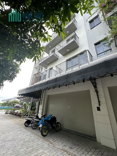 Bán lô góc Shophouse 99m2 kinh doanh đỉnh đẹp nhất KĐT The Manor Central Park