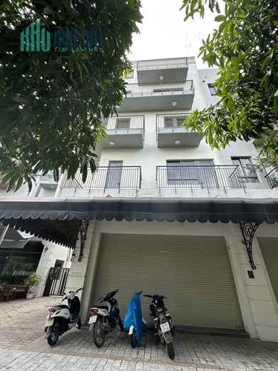 Bán lô góc Shophouse 99m2 kinh doanh đỉnh đẹp nhất KĐT The Manor Central Park