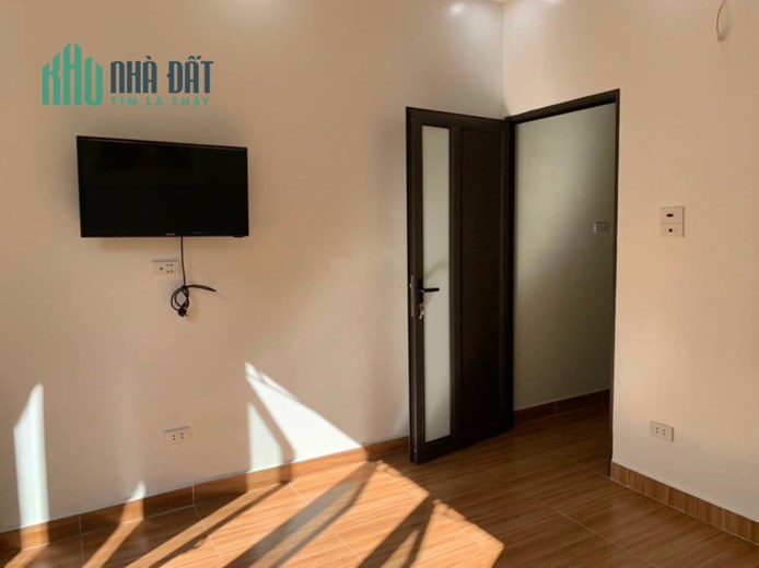 Bán nhà mặt đường Thư Trung chỉ tính tiền đất cực đẹp GIÁ 39 triệu/m