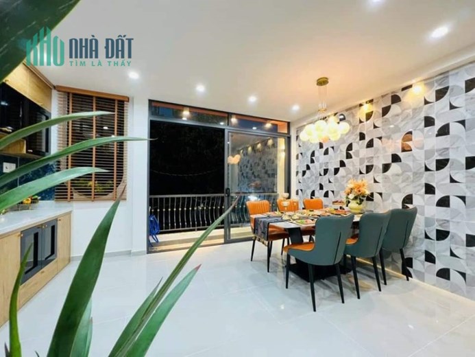 Bán Nhà Bùi Quang Là Gò Vấp 4 Tầng 4PN hẻm xe hơi giá 7 Tỷ