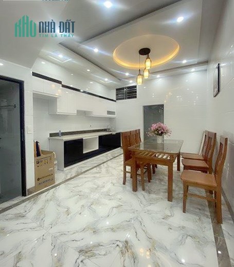 Bán nhà tuyến phố Văn Cao, 60m 4 tầng mới tinh GIÁ 6 tỉ ô.tô để trong nhà