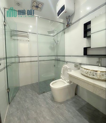 Bán nhà tuyến phố Văn Cao, 60m 4 tầng mới tinh GIÁ 6 tỉ ô.tô để trong nhà