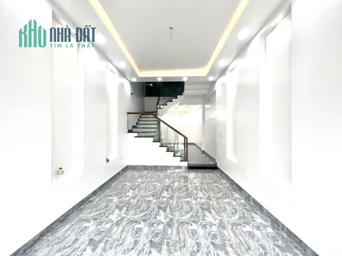 Bán nhà mặt ngõ to Lạch Tray, diện tích 68m 4 tầng GIÁ 6 tỉ ô.tô đỗ cửa