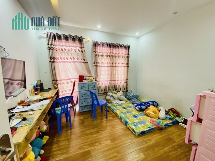 NGộp Hòa Bình - Quận 11 - HXH 7m - 2 tầng - 62m2