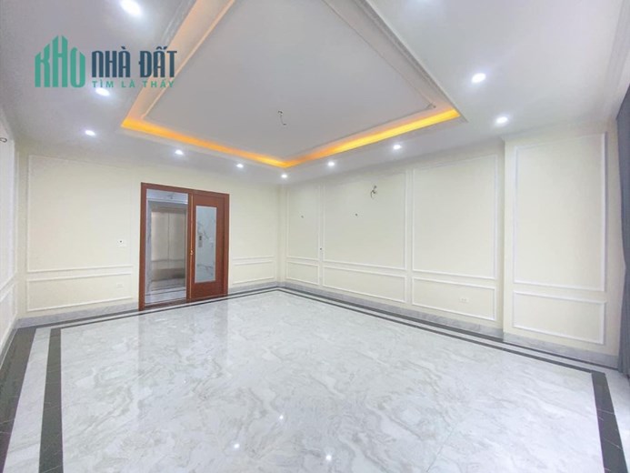 Bán nhà gara ô tô, 2 mặt ngõ, thang máy Phố Thái Hà, 12 tỷ 6