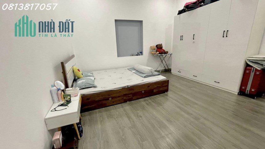 Bán Nhà Xô Viết NTĩnh, Ngay Hàng Xanh, DT 55m2 (4x15m) 3 Tầng Hẻm Oto 8.5tỷ
