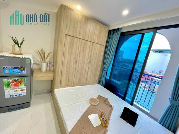 CCMN NGÃ TƯ SỞ, 8 TẦNG, 20 PHÒNG, THIẾT KẾ ĐẸP, LÔ GÓC 3 THOÁNG, DÒNG TIỀN 1.2 TỶ.