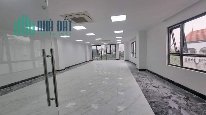Bán Tòa Nhà Văn Phòng Hoàng Quốc Việt 121m2 x 9 tầng thang máy, 8 tầng 1 hầm, thông sàn kinh doanh,