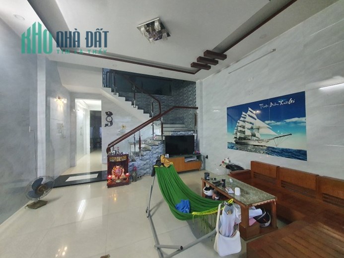 Bán nhà 3Tang đường Lê Cảnh Tuân Sơn trà giá rẻ 4.5x tỷ