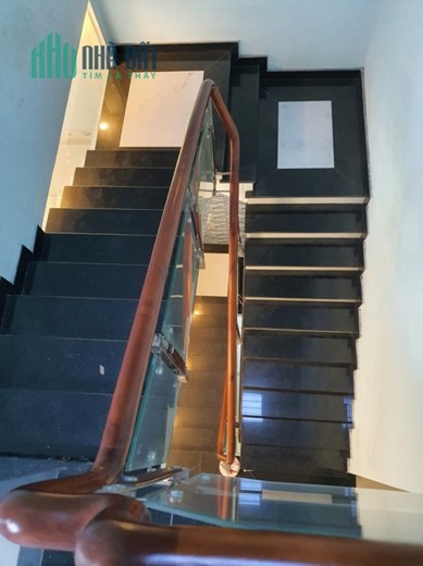 Bán nhà 3Tang đường Lê Cảnh Tuân Sơn trà giá rẻ 4.5x tỷ
