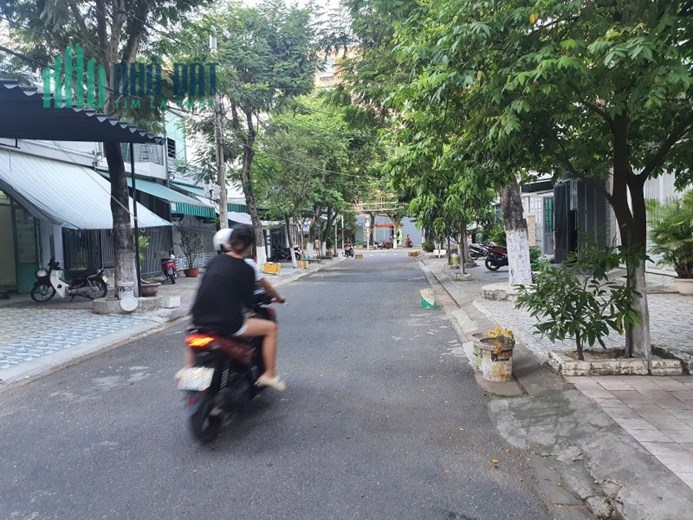 Bán nhà 3Tang đường Lê Cảnh Tuân Sơn trà giá rẻ 4.5x tỷ