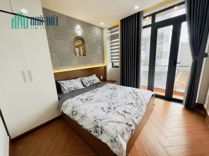 Bán Nhà HXH Lê Văn Sỹ Phường 1 Tân Bình Giá 18.9 Tỷ