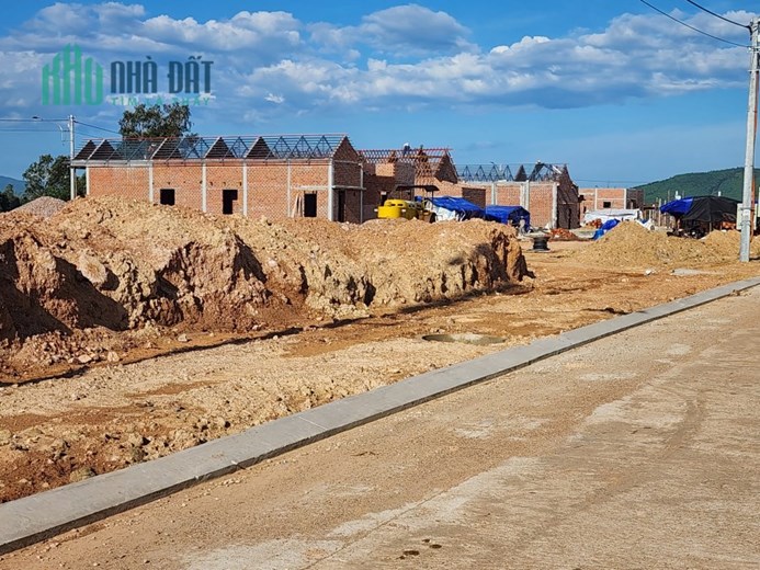 Khu đất tương lai, sắp rải dầu, kế bên khu tái định cư, mỹ hiệp, phù mỹ