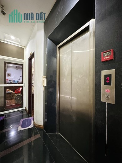 BÁN BUILDING MẶT TIỀN KÝ CON KHU BẾN THÀNH QUẬN 1 - 90m2 - ngang 4m - NỞ HẬU 7.5m- 8 TẦNG MỚI ĐẸP -