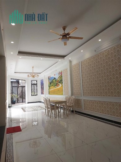 Bán Nhà lô góc Đức Giang Long Biên  80m2 x5t  mt:15m - 2 gara nhỉnh 10 tỷ