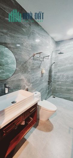 CẦN TIỀN BÁN GẤP, NHÀ MỚI XÂY 5 NĂM, 2 TẦNG, KIỆT 6M GẦN CHỢ HÒA KHÁNH, 114 M2, GIÁ 3.3 TỶ.