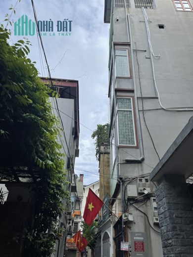 NGUYỄN VĂN CỪ - NHÀ LÔ GÓC - Ô TÔ THÔNG - GẦN PHỐ