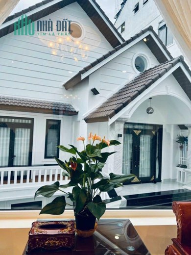 Bán căn biệt thự tại Lê Thánh Tôn Phường 6 Đà Lạt vào kinh doanh ngay