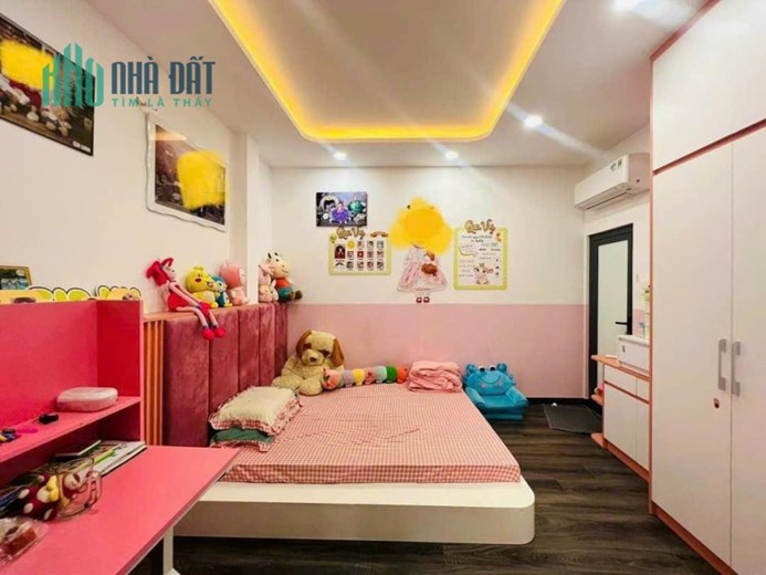 + CHÍNH CHỦ BÁN NHÀ HXH TÔ HIẾN THÀNH Q10-65m-4TẦNG
SÁT MT ÔTÔ ĐỖ CỬA-MỚI Ở NGAY-8.9TỶ
