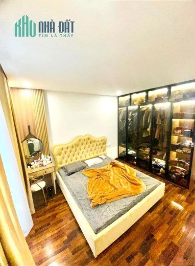 NHÀ ĐẸP NỘI THẤT XỊN XÒ NGÕ NÔNG THÔNG TỨ PHÍA - NHIỀU TIỆN ÍCH 
 Trần Khát Chân 30m x 5 Tầng