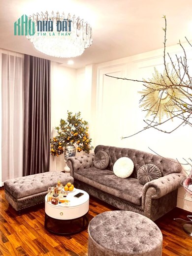 NHÀ ĐẸP NỘI THẤT XỊN XÒ NGÕ NÔNG THÔNG TỨ PHÍA - NHIỀU TIỆN ÍCH 
 Trần Khát Chân 30m x 5 Tầng