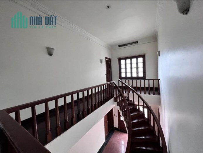 Biệt Thự đường Lê Quý Đôn, P. Bình Thọ TP Thủ Đức, diện tích 715 m². Ngang 24m
