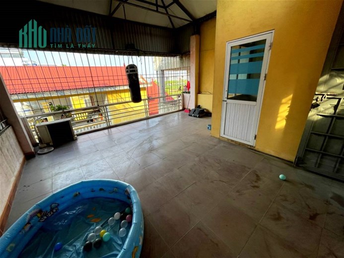 Bán gấp Nguyễn Văn Cừ 85m2, 4 tầng, nhỉnh 7 tỷ Long Biên Hà Nội.