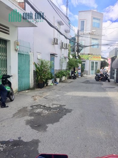 Chính chủ cần bán nhanh Nhà MT vị trí tại q Tân Phú tp HCM