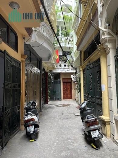 Bán nhà 426 Đường Láng 32m2, Lô góc Ngõ nông thoáng chỉ với 3 tỷ 0855.99.44.88