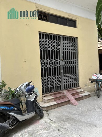 Bán nhà 426 Đường Láng 32m2, Lô góc Ngõ nông thoáng chỉ với 3 tỷ 0855.99.44.88