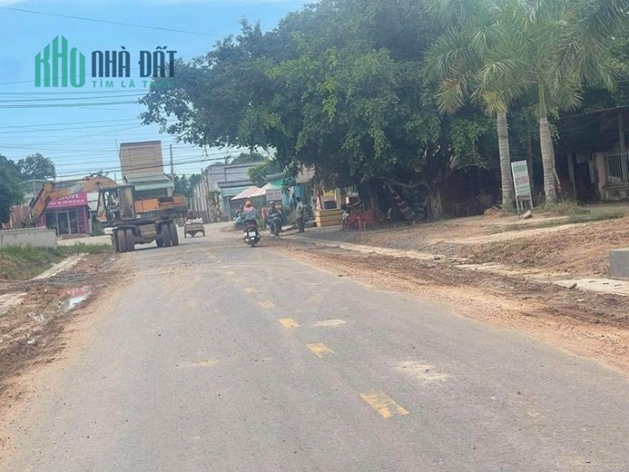 Ngân Hàng Siết Nợ Chính Chủ Cần Bán Gấp Đất Ở Liền Kề Cách Đường Nhựa 100m