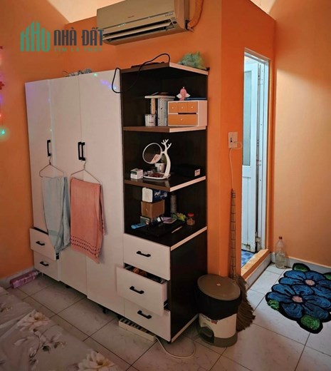Bán nhà 3 tầng 3PN, 25m2 SHR, Hẻm xe hơi, Miếu Gò Xoài, Bình Tân, chỉ 2.3 tỷ TL
