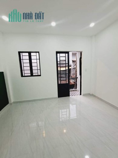 Nhà bán hẻm xe hơi 6m đường Chiến Lược ngay chợ bình trị đông 3.4 tỷ