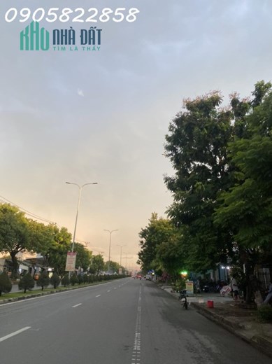 Bán lô đôi Nguyễn Hàng Chi sát Nguyễn Lương Bằng đẹp như Ngọc Trinh. LH 0905822858
