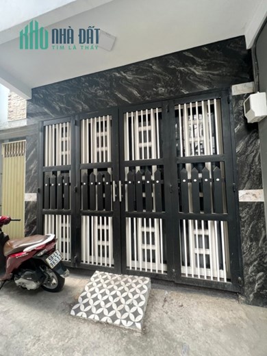 Nhà mới 3.7x11 nở hậu trệt/2 lầu/ST Sư Vạn Hạnh P2Q10