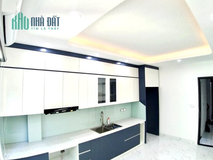 Bán Nhà Ngõ 130 Xuân Thủy (Chợ nhà xanh) 51m2, 6 Tầng MT 3.5 m2, Giá 11.2 tỷ TL