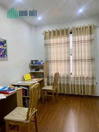 Bán nhà trong ngõ Chùa Hà. Cầu giấy. 64m2giá 7 tỷ. 5 tầng .cách đương lớn 20m.