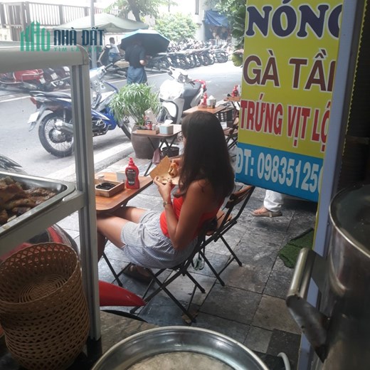 DO NHU CẦU CÔNG VIỆC MÌNH CẦN SANG NHƯỢNG LẠI MẶT BẰNG TẠI SỐ 2 NHUYỄN SIÊU, HÀNG BUỒM, QUẬN HOÀN
