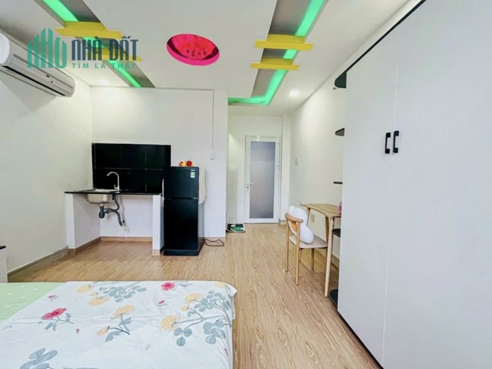 Nhà 4Mx12M 5Tầng 9Phòng Cho Thuê Đường Lạc Long Quân Quận Tân Bình