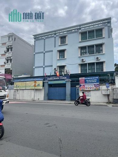 NHÀ MƠI XÂY ĐỐI DIỆN VINCOM PHAN VĂN TRỊ, 3 TẦNG 4 PN CHỈ NHỈNH 3 TỶ