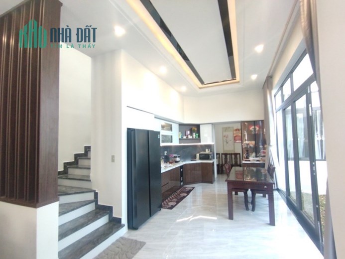 CHỦ ĐI MỸ BÁN RẺ - BIỆT THỰ GOLDEN HILLS 188M2- GIÁ CHỈ 6,8 THƯƠNG LƯỢNG TRỰC TIẾP