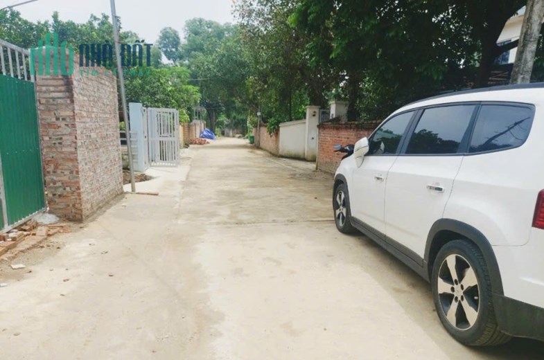 GIA ĐÌNH CÓ VIỆC GẤP NÊN BÁN GẤP 175M2 SÁT CHỢ - TRƯỜNG CẤP 1 - 2 - 3 TÂN XÃ GIÁ RẺ NHẤT KHU VỰC