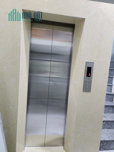 PHƯƠNG MAI - PHÂN LÔ Ô TÔ TRÁNH - NHÀ MỚI 40M2 X 8 TẦNG THANG MÁY - VỈA HÈ - KINH DOANH