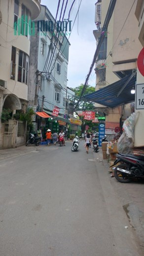 PHƯƠNG MAI - PHÂN LÔ Ô TÔ TRÁNH - NHÀ MỚI 40M2 X 8 TẦNG THANG MÁY - VỈA HÈ - KINH DOANH