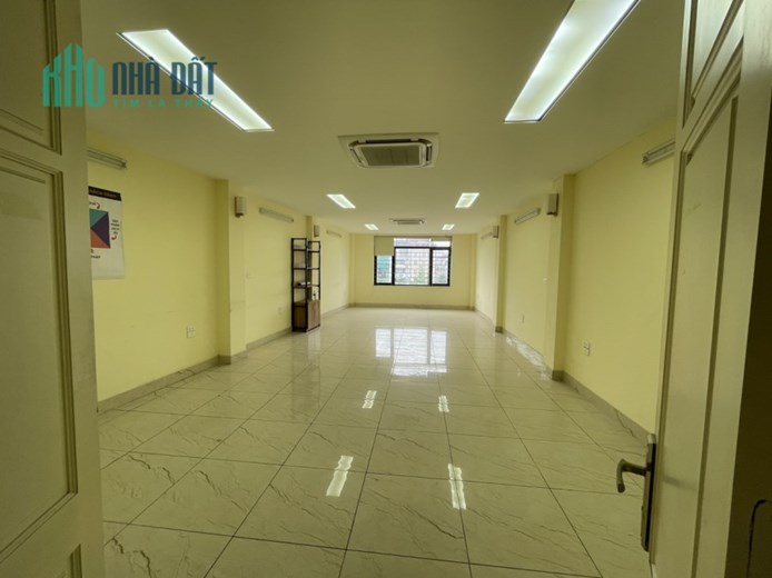 Cho thuê nhà mặt phố Nguyễn Khang 110m 8 tầng thang máy làm thẩm mỹ, spa, văn phòng