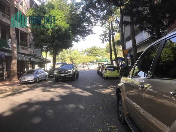 Cho thuê mặt bằng khu TTTM Nguyễn Thái Học P7, TPVT nhà kính đẹp