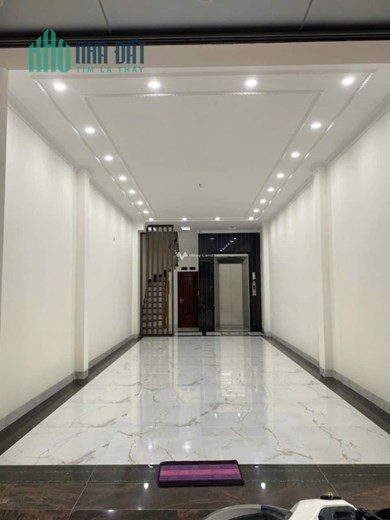 Phương Mai, phân lô ô tô ngủ nhà, vỉa hè, mặt tiền rộng, nhà mới 8 tầng thang máy