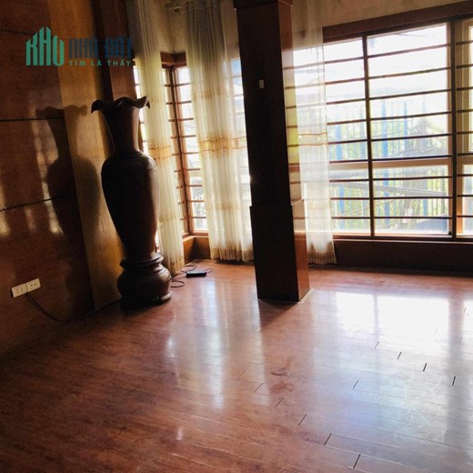 Cho thuê nhà, CHDV, 70m2, 5T, 5PKK, cải tạo 8P, 35tr, Cầu Giấy.
