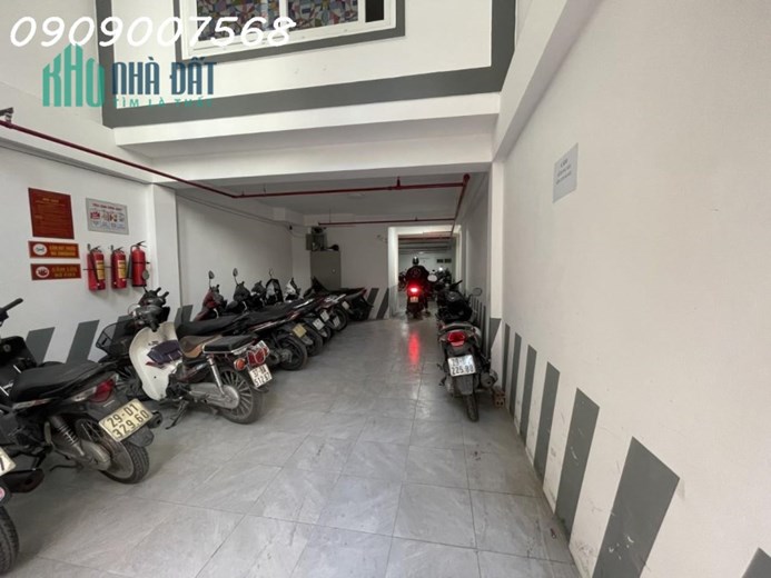 [HẠ 1.7 TỶ] CCMN Đường Chùa Láng Thang Máy, Ngõ Ba Gác tránh, Doanh thu 150tr/tháng DT 120m, 6T, MT