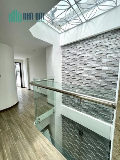 PHỐ VIP AN DƯƠNG, GARA Ô TÔ TRÁNH, THANG MÁY, KINH DOANH TỐT 10.4 TỶ